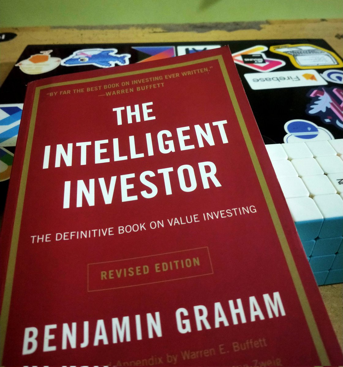 brainless_coder's tweet photo. Started reading 'The Intelligent Investor', should have done that a long time back! https://t.co/U7sQESpAZb