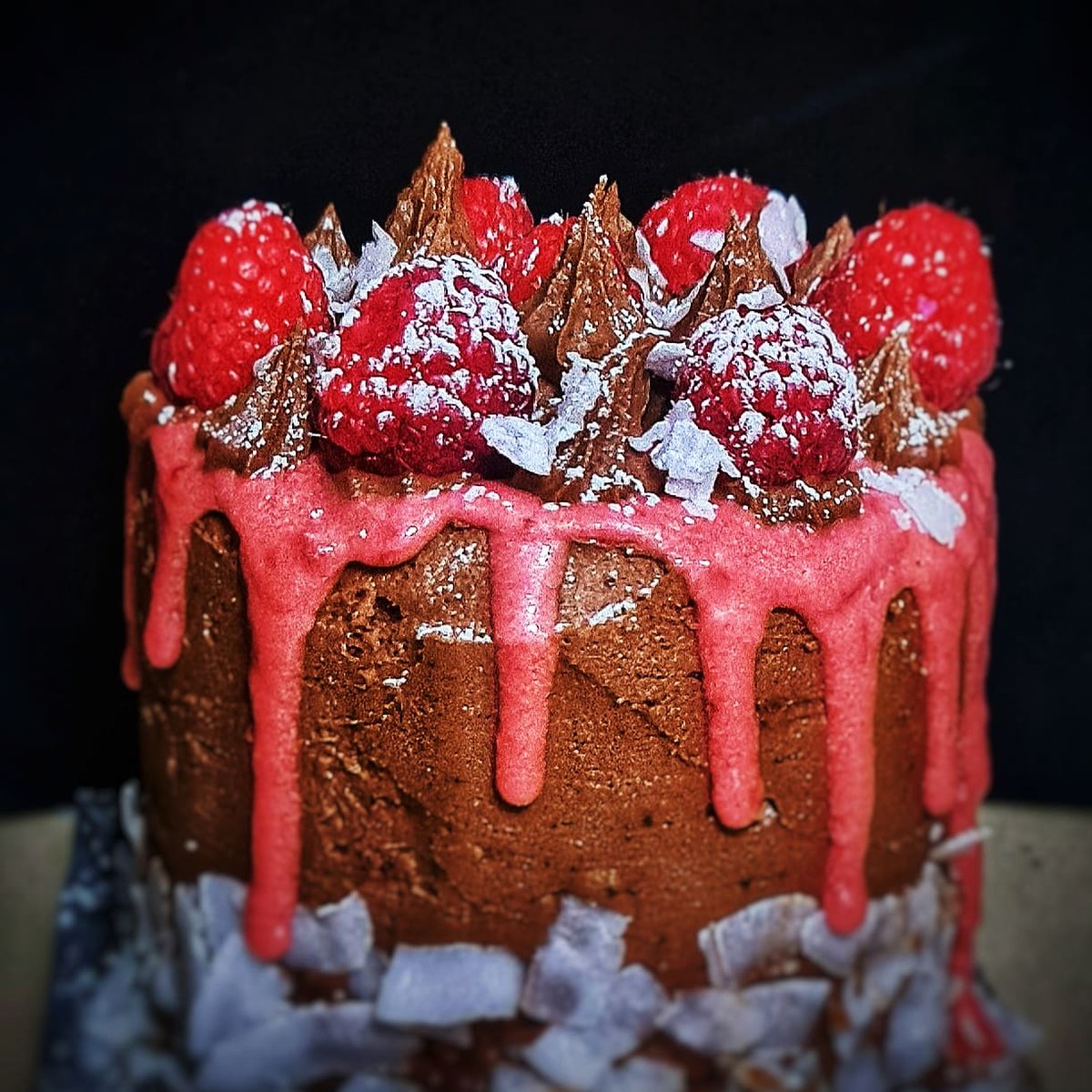 ethicalhedon's tweet photo. Loving this #veganbaking journey https://t.co/i4eGx6ZUDD