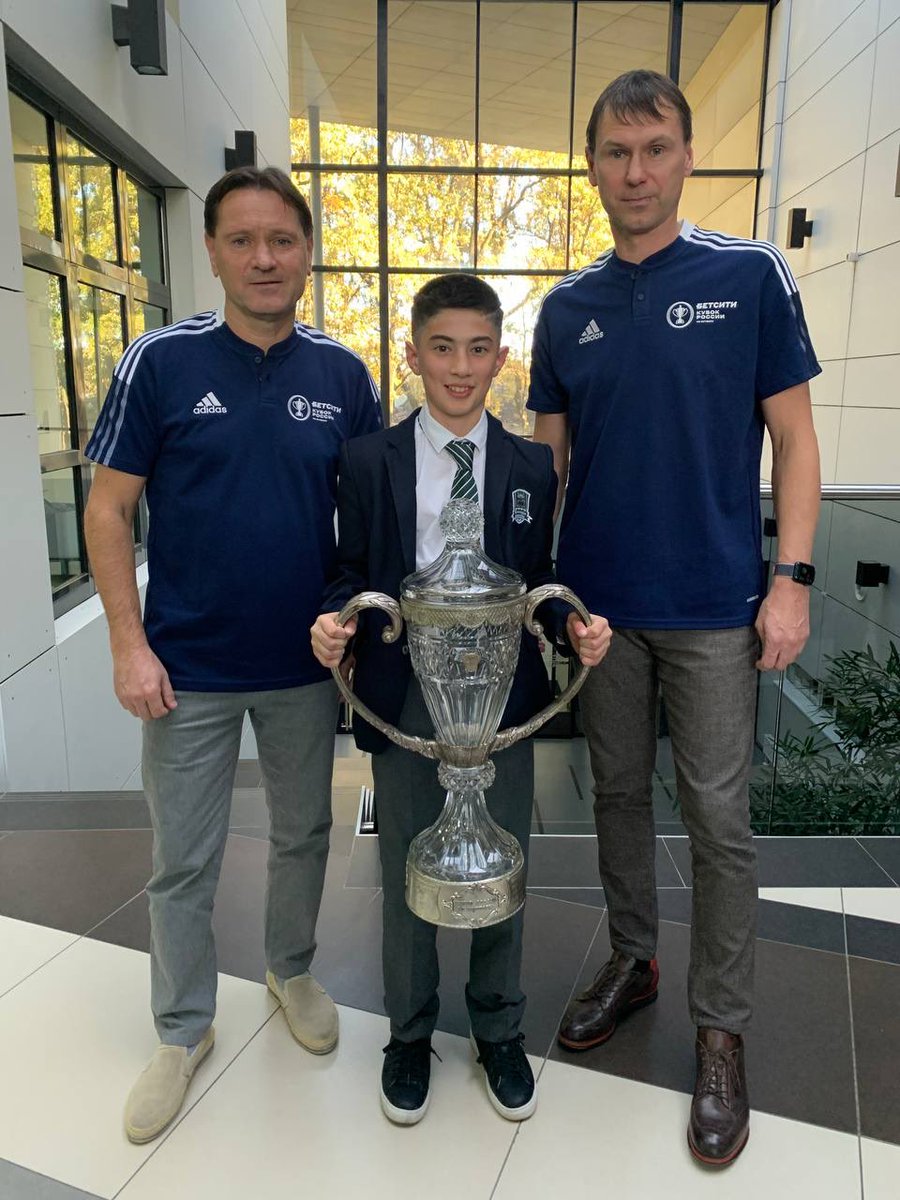 Амбассадоры #БетситиКубокРоссии Дмитрий Аленичев и @egtitov посетили <a href="/FCK_Academy/">Академия ФК «Краснодар»</a> 🏆