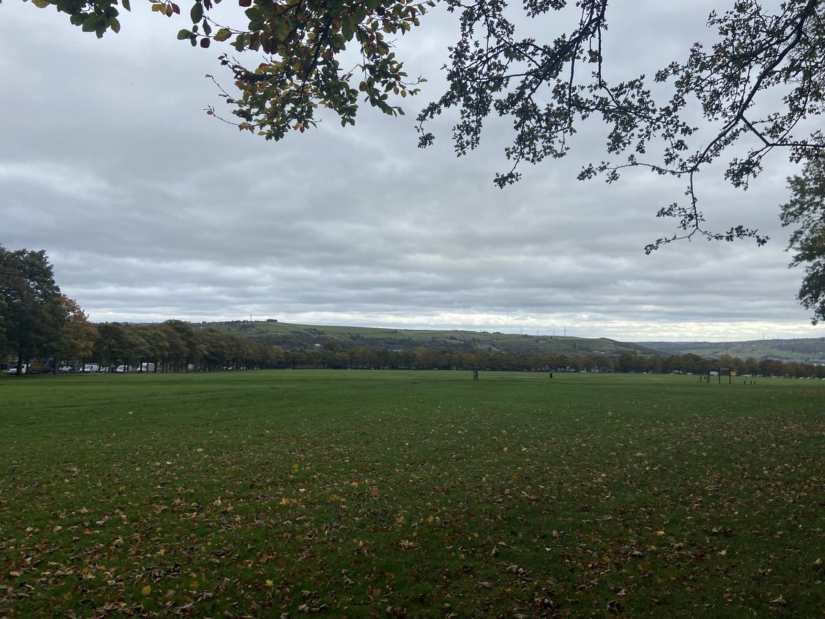 Lovely to catch up with colleagues in person at the Midday Me Time walk today <a href="/Calderdale/">Calderdale Council</a> <a href="/whiley_fox/">Angela 🇺🇦</a> <a href="/ZainGhani94/">Zain Ghani</a>  @BroganSmith_DM #activecdale #feelingrefreshed