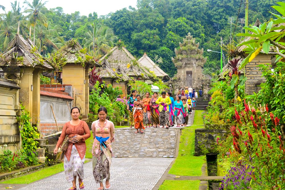ZaldiApril's tweet photo. #KebangkitanDesaWisata
@jokowi 
@halimiskandarnu
@Kemendespdtt
@malik_haramain
@imansyukri
@taufikmadjid71
@yusradaridesa 
@azzameldzikrie 
@tppkemendes https://t.co/ZkUFn6Ubfz