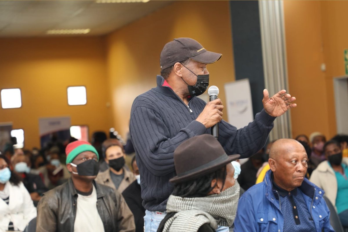 TauParks's tweet photo. We had a constructive conversations with Local SMMES at the Soweto #SMME Indaba ko Phefeni. Indeed more such meetings will be required once we start with the implementation of the #TownshipEconomicDevelopment Act as we Reignite #MyBusiness #MyTownship #MyKasi https://t.co/iT6uhCkV1Z