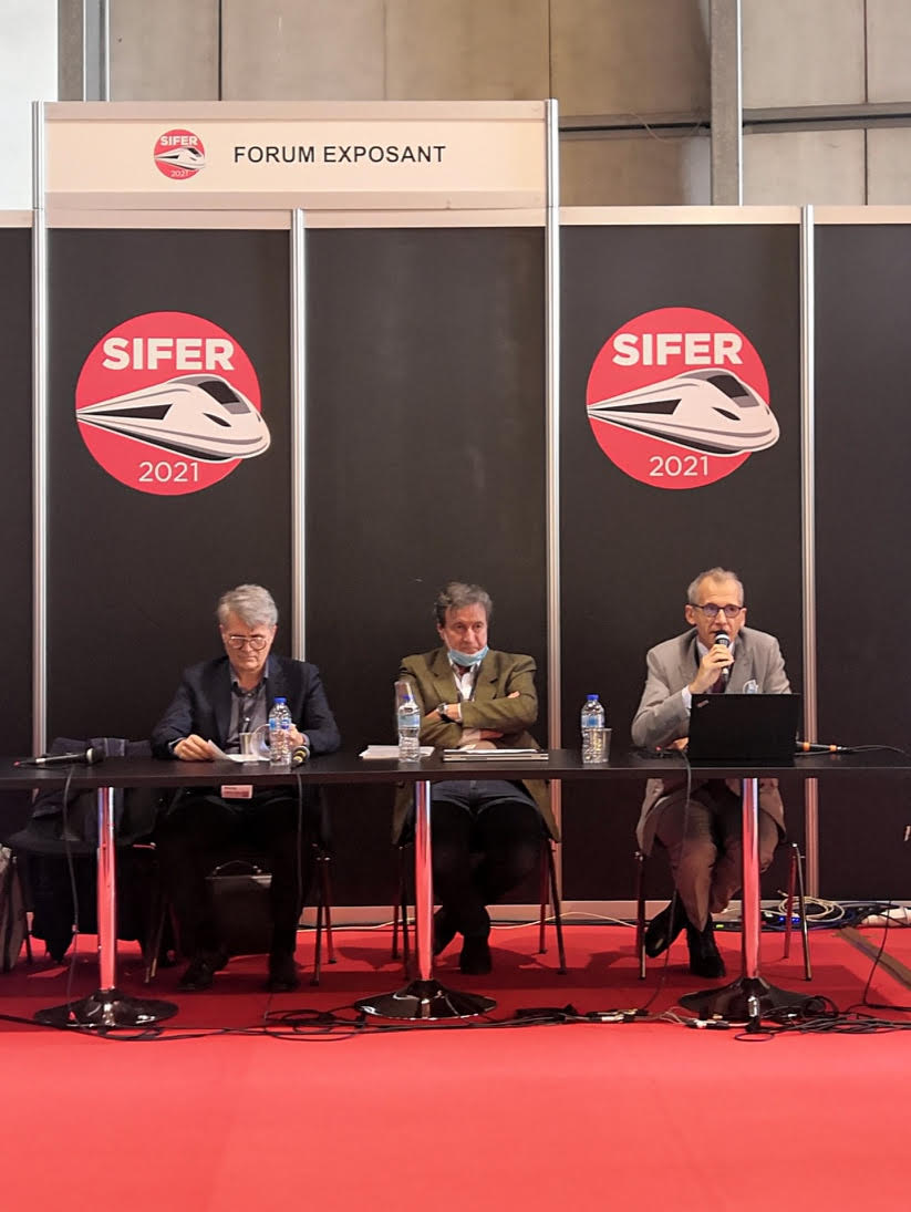 La revanche des villes moyennes : la #FIF présente ses conclusions pour redynamiser les petites lignes. "Il y a un intérêt de travailler sur le parc existant du matériel roulant. Dans 5 ans, on peut imaginer des tram-trains hybrides, voire seulement sur batterie"