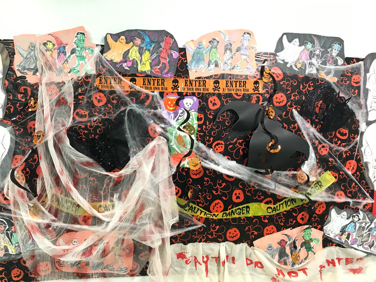 DrewrySs's tweet photo. #Halloween #drewryss @LC2_TDSB https://t.co/7HfPYHW7hr