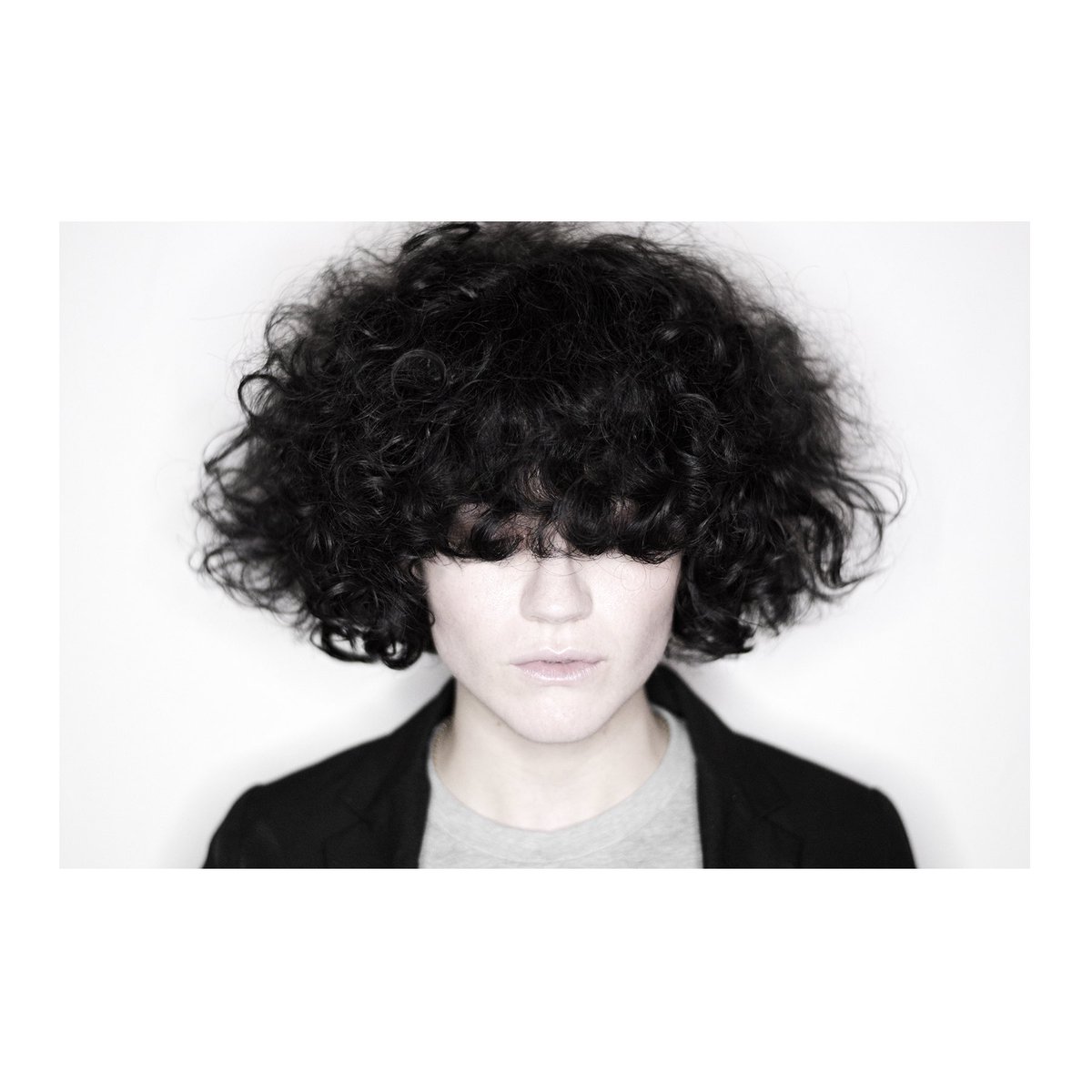 The future is curly. 💋
#cruxebrand #bmacusa #v76 #behindthechair #hairbrained #modernsalon #elevatehair #hairdressing #hairdresser #hairstylist #haircut #bangs #curly #curlyhair #curlyhairstyles #curlygirl #naturalhair