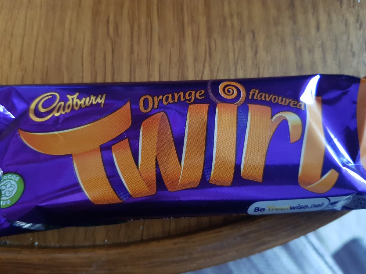 Harsha35063462's tweet image. My new love #orangeTwirl 😋😋