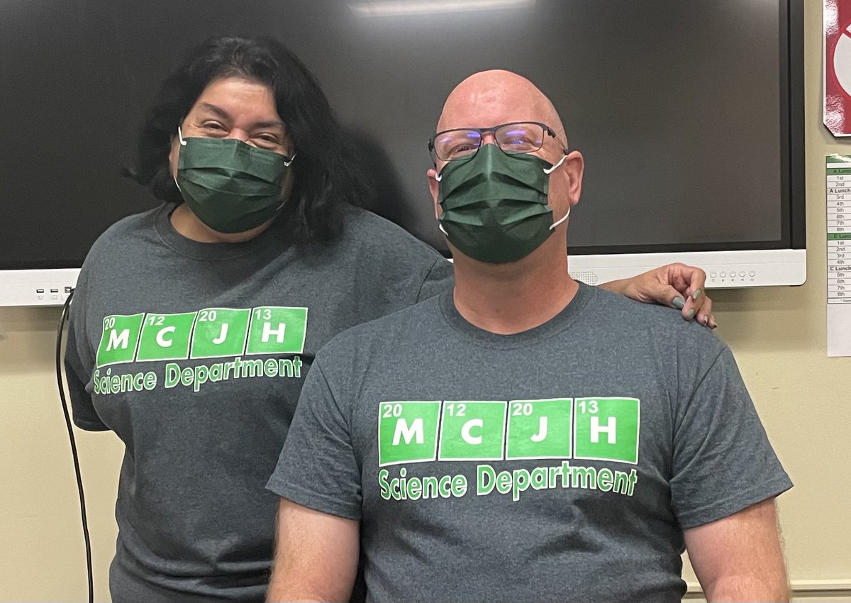 Tgscott1970's tweet photo. ESL twinning, supporting, and representing. @MCJHGators @JettieBrookins @MsKortlever_ @NiedensSci @cquiroga28 https://t.co/sNXjYiUH3f