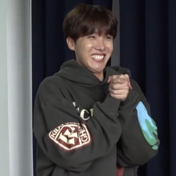 biebtaeberry's tweet photo. hoseok being a serotonin boost — an adorable thread; https://t.co/mpqDZtDRcv