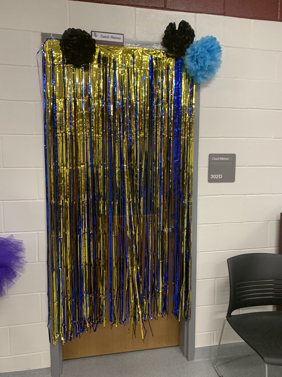 FarmerSportsMed's tweet photo. 💙💙HAPPY BIRTHDAY COACH MELSON💙💙🎂🍰 Thank you so much for all you do for the students of LHS! We all hope you have an AMAZING 🥳 https://t.co/JTEDPQLNWk