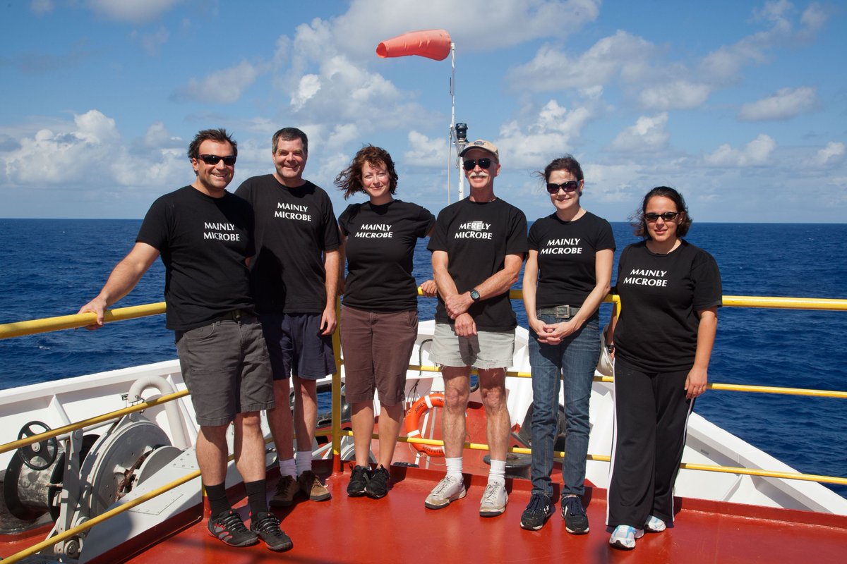 US_SciOD's tweet photo. Check out this week's #IODP Community Update for upcoming meetings, opportunities, and recent publications - https://t.co/ILByCrfWYG
To subscribe to the US #IODP mailing list - https://t.co/fhvHnXPeE4
π·: IODP, with a JR flashback to October *2011*, #Exp336 https://t.co/hlT1wXJrm4