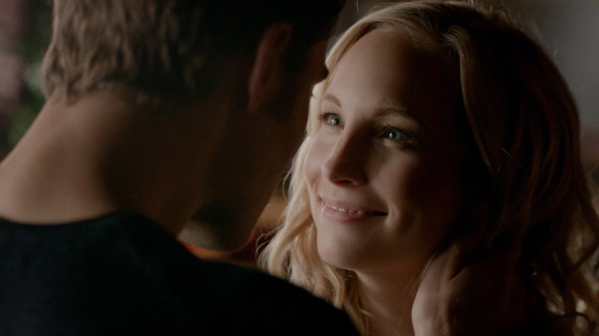 hqsteroline's tweet photo. caroline forbes by stefan salvatore’s eyes <3 https://t.co/Bxd1PIknCv