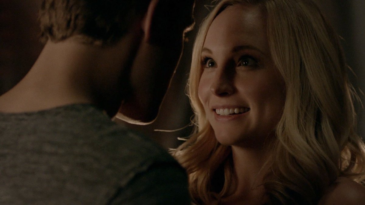 hqsteroline's tweet photo. caroline forbes by stefan salvatore’s eyes <3 https://t.co/Bxd1PIknCv