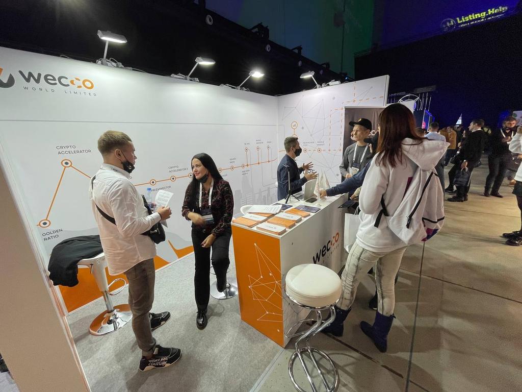 Sidob2007's tweet photo. @Ann66268760 Our team top which represents #WECCO at the international Bloclchain Life 2021 in Moscow https://t.co/Lp5DsN02tu