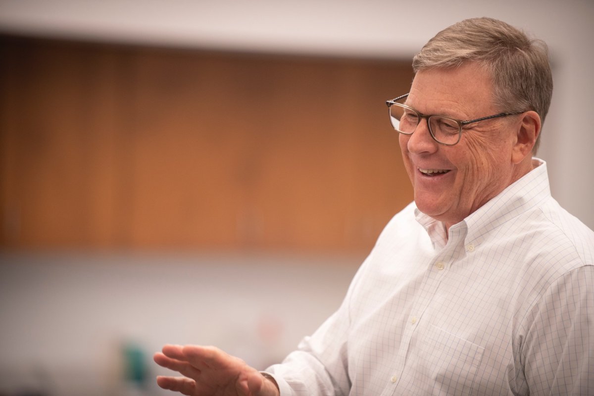 elktongas's tweet photo. President Jeff Householder and the @CpkUtilities Senior Leadership Team took to the road for a series of in-person employee meetings in MD, DE, PA, Ohio and FL to share the Company’s initiatives, including new mission, vision and values statements. https://t.co/I81ufCeCYW