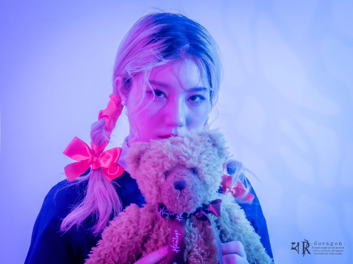 doragon1977's tweet photo. 『 ハロウィン 』
モデル 優雅
ヘアメイク せんり
#福岡美展2021
#fixtyle_portraht_2021
#fuk_camclub
#phottx
#nikon
#ニコン
#hitorihitohanap
#一人一花ポートレート
#スタジオ撮影
#イメージ撮影 https://t.co/KuAzddwokM