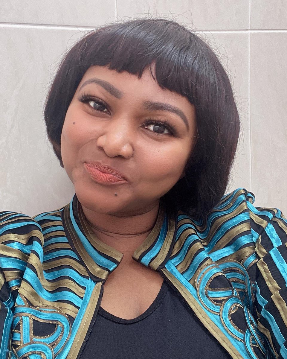 iamsbmazwi's tweet photo. Eyelash extensions and combination brows by yours truly (me) @lashes_by_iamsbmazwi _to book your session Call/WhatsApp 0615885177 [PE, EL, KWT] | #eyelashes #eyelashextensions #fortheloveoflashes #browsonfleek #browsonpoint #microblading #microshading #combinationbrows https://t.co/NIcmT9qDry