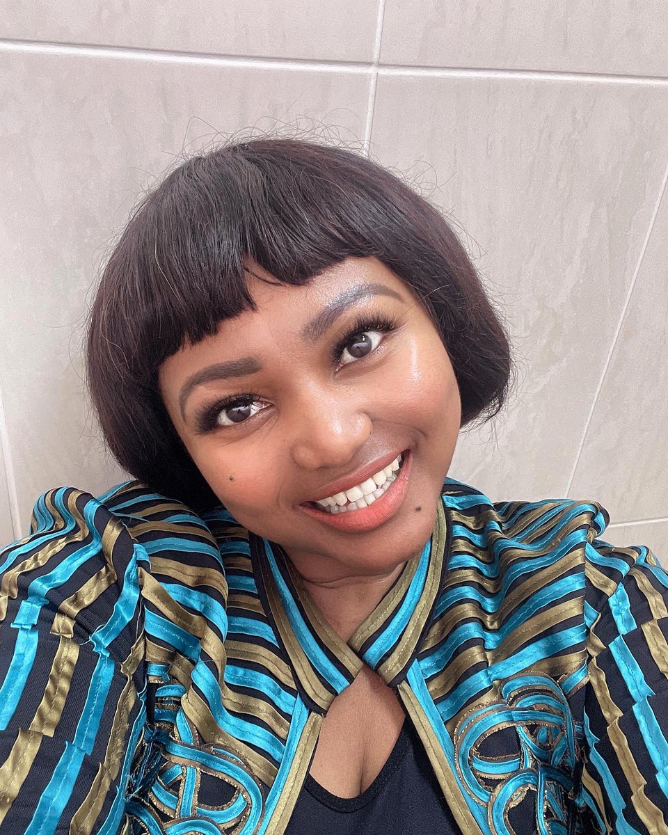 iamsbmazwi's tweet photo. Eyelash extensions and combination brows by yours truly (me) @lashes_by_iamsbmazwi _to book your session Call/WhatsApp 0615885177 [PE, EL, KWT] | #eyelashes #eyelashextensions #fortheloveoflashes #browsonfleek #browsonpoint #microblading #microshading #combinationbrows https://t.co/NIcmT9qDry