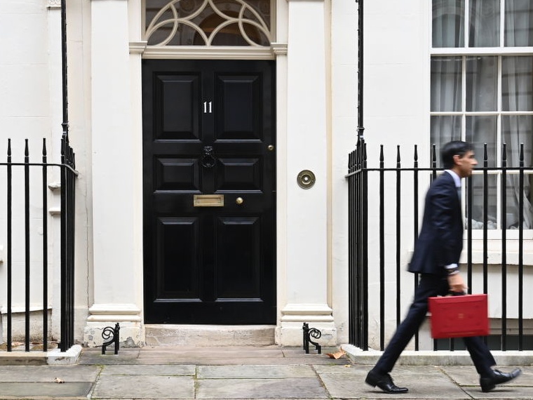 The Chancellor’s #Budget2021 and #SpendingReview2021 shows promise, but the lack of mention of funding for crucial mental health services is deeply disappointing. 

Read our full response: bps.org.uk/news-and-polic…
