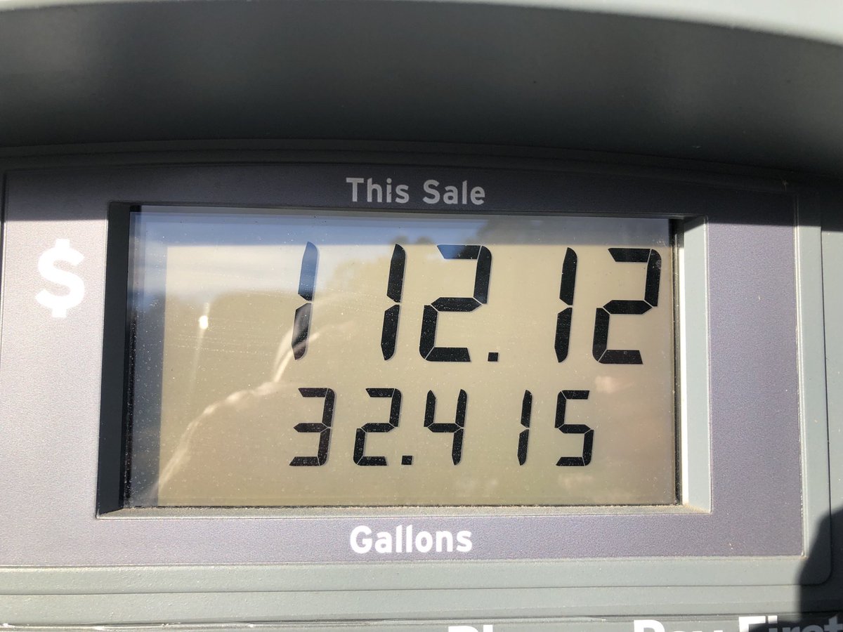 rwpence55's tweet photo. Thanks Joe!!,,,,You Prick! https://t.co/z0Hx7f5Q9d