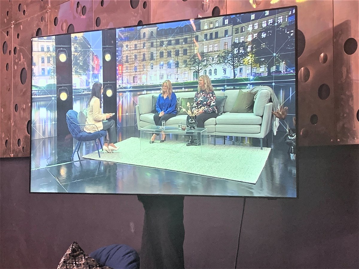 AllenteNews's tweet photo. Thanks @Stralfors_SE  for having Allente at your Smarter Communications Summit today! Was inspirational to be your customer case for this year's event 🤓🙌. Our colleagues Mia Brejcha &amp; Mahmoud Mustapha enjoyed talking about creative communications with our customers &amp; our brand. https://t.co/sGFEvOijym