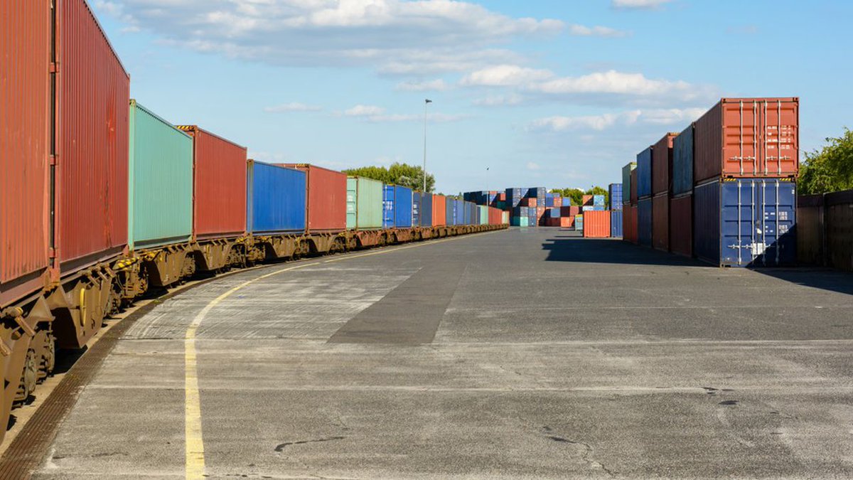 La future CCI Bourgogne Métropole veut jouer la carte du fret ferroviaire dlvr.it/SBPfsW