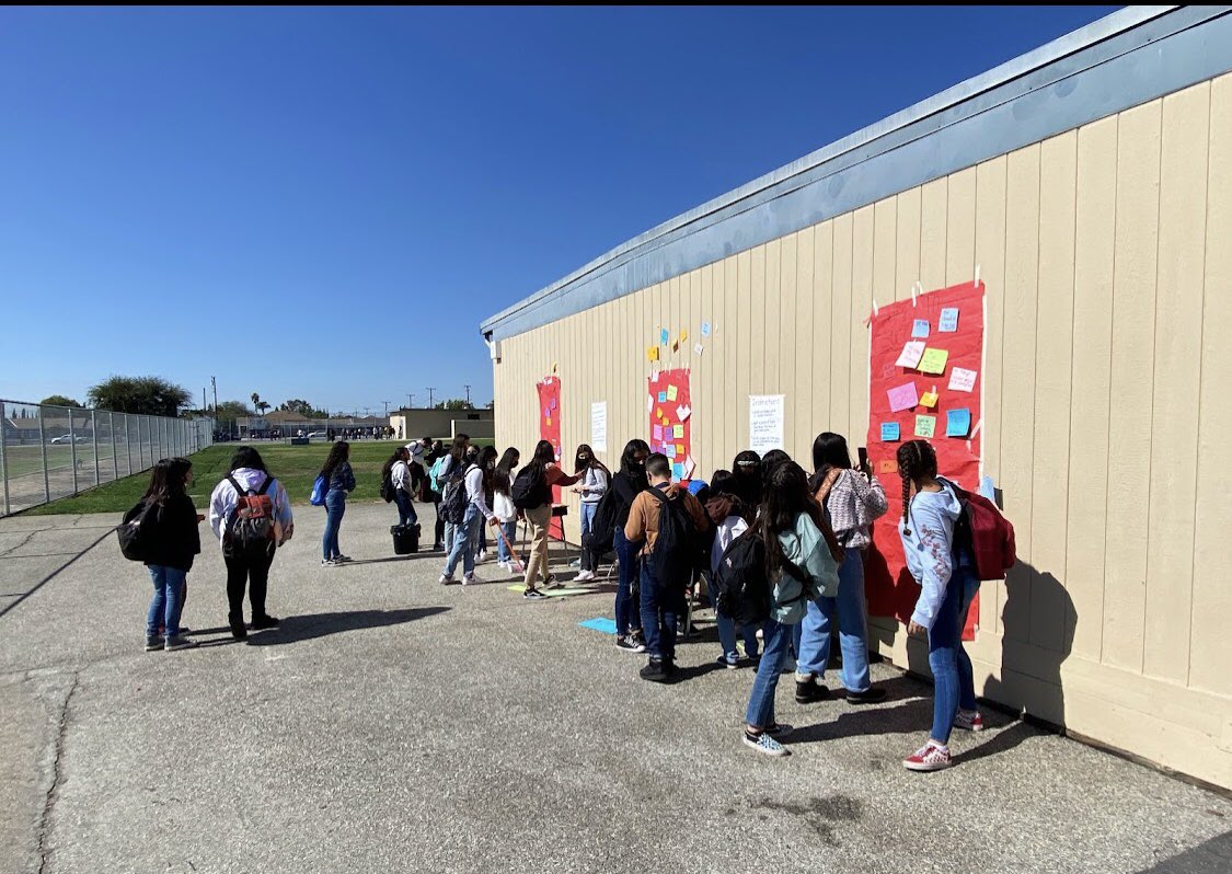 Thank you @WMSPatriots PALs & WMS Counseling Giving our Patriots an opportunity to participate in our “Jump to Success” and express their Value, Worth & Goals in a  gallery walk. #RedRibbonWeek2021 #DrugFreeLooksLikeMe #yourpurpose #YouMatter #EachMindMatters