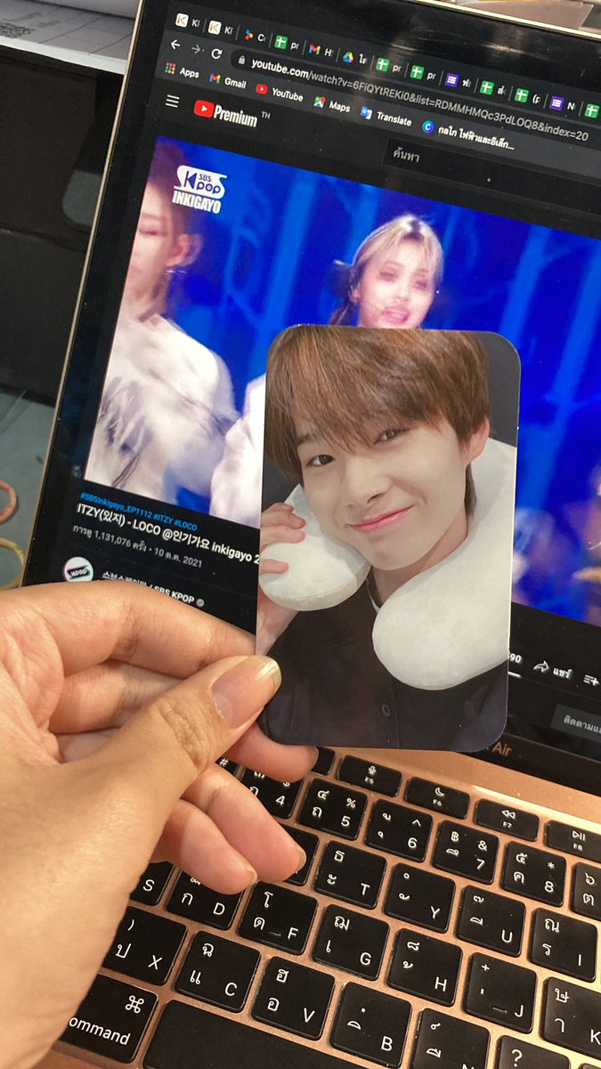 prekubmerrymoon's tweet photo. แจก การ์ดหมอนนิกิ 1ใบ🧚🏻

ออกค่าส่งเอง 20฿

 รีอย่างเดียวไม่ต้องฟอล ล้างซวยค่า

สุ่ม ตี 1 (28/08) เดี๋ยวแท็กเรียก
#ตลาดนัดเอนจีน #ตลาดนัดเอนไฮเพน #ตลาดนัดเอนจีน #ตลาดนัดenhyphen https://t.co/INphycOuw2