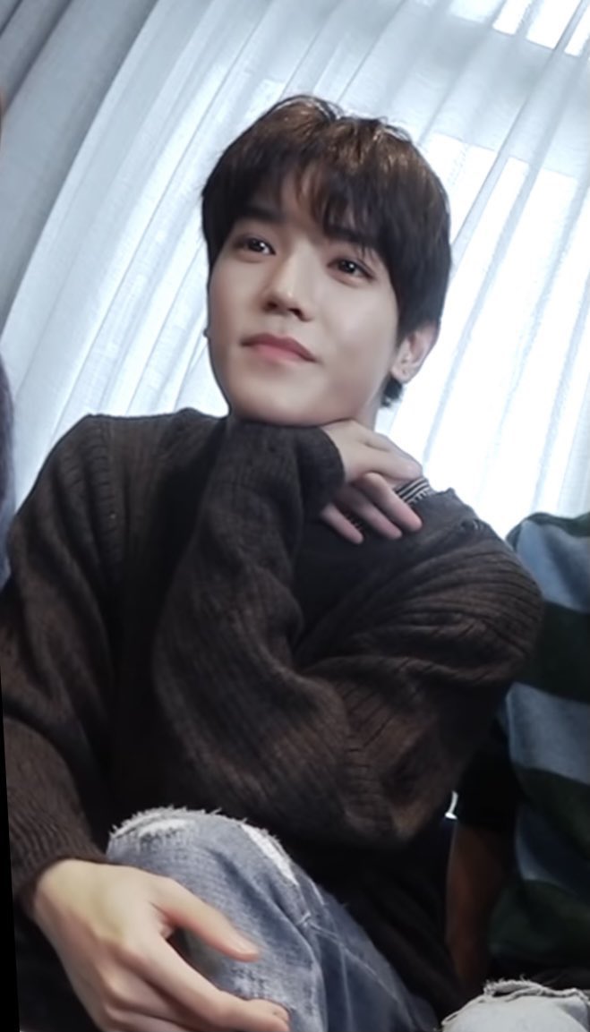 gonomty's tweet photo. 눈에 탕후루를박앗어 https://t.co/uAxbaJXHbt