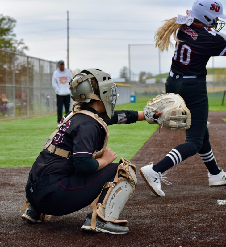 PaBatbusters's tweet photo. 🥎🥎COMMITMENT ALERT 🥎🥎 Congratulations to our very own 2022 C/OF Daedra VanLuvanee on her verbal to play softball at Mercy College. She has been accepted into the Buisness Honors program!! We are so proud of you Daedra and can't wait to see what you do at Mercy!!! #proudcoach https://t.co/bS9N2V0Ynr