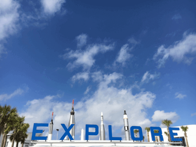 ExploreA1A's tweet photo. 12 Best Things to do in Florida, from Rockets and Rollercoasters to the Everglades - https://t.co/DMJPUv2PYN https://t.co/MsuXnbJPhE