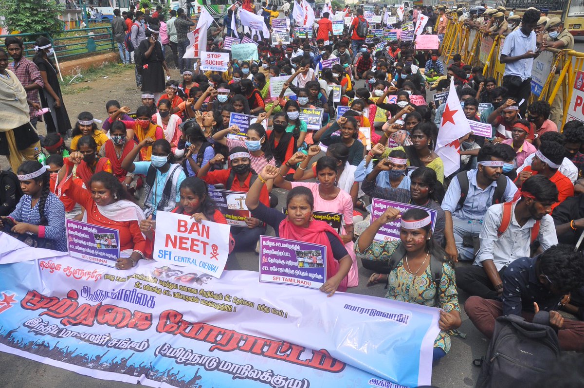 TamilnaduSfi's tweet photo. #RejectNEET
#BanNEET #RejectNEP
#SFI https://t.co/ws3RJRIWn6