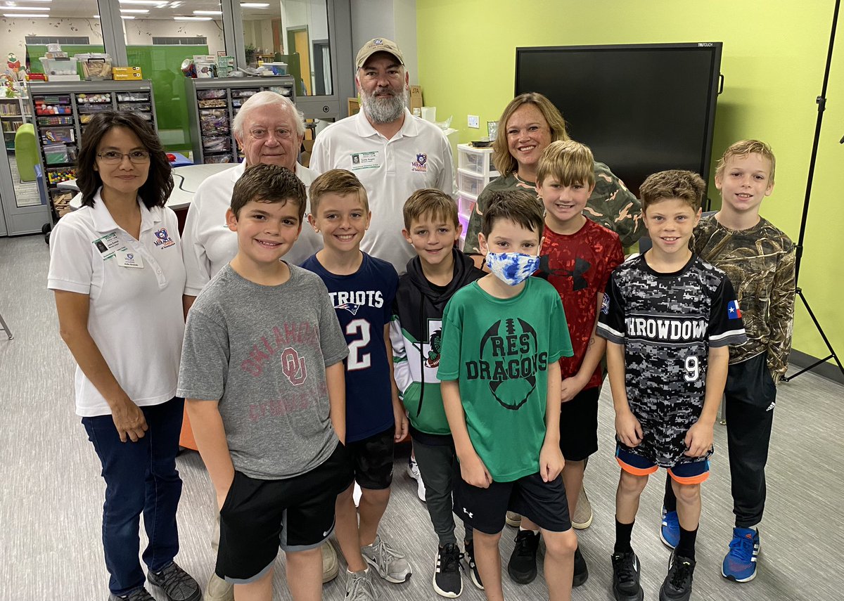The best way to start the day is presenting a check to <a href="/MiracleLeagueSL/">MiracleLeagueSouthlk</a>. Our 4th Grade Garage Sale raised $803.21 to help our fellow Dragons play baseball. <a href="/rockenbaughES/">Rockenbaugh ES</a> <a href="/StephanieCradd2/">Stephanie Craddock</a> <a href="/GarciasDragons/">Lindsey</a> <a href="/MrsBrannonRES/">Jana Brannon</a>