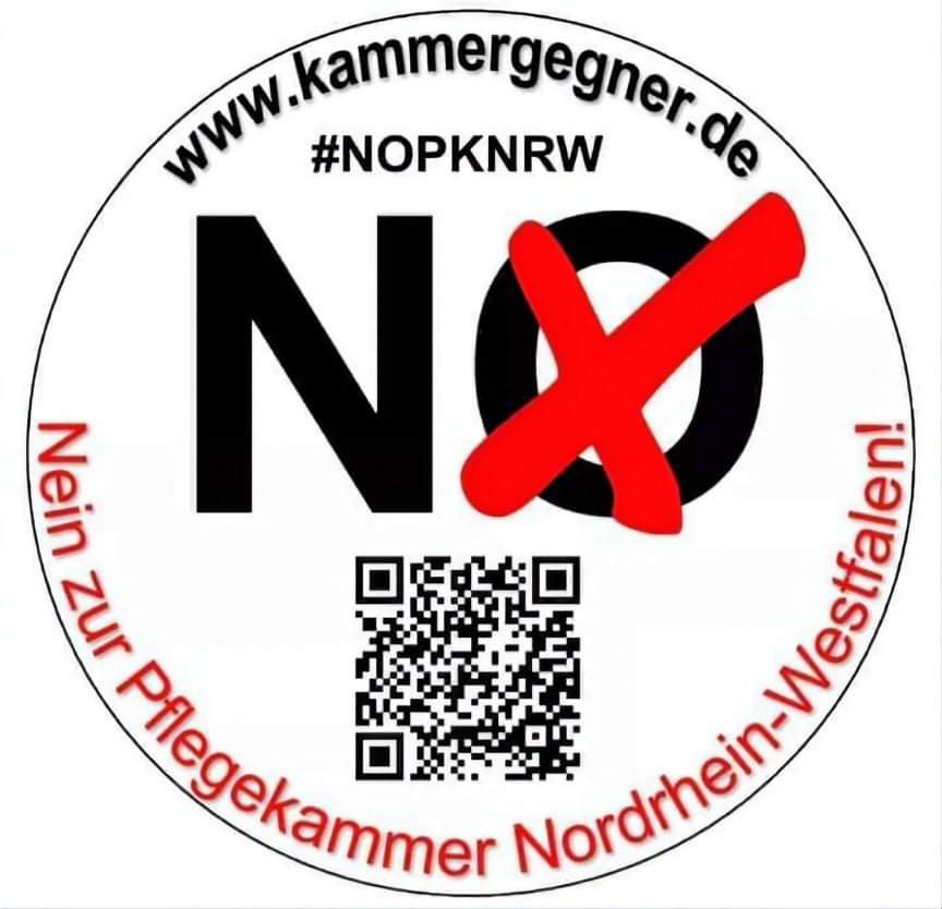 PflegeHamburg's tweet photo. Wunderbar die Pflege steht vor dem Landtag in Düsseldorf #nopknrw #wirwagenes macht weiter so! Zusammen sind wir organisiert! #NRW #Pflegepersonal #Pflege #sehrgut #neinzurpflegekammerNRW wieder eine tolle Aktion. #Abschaffung der #pflegekammerNRW #Pflegenotstand https://t.co/5GoG3m1gAg
