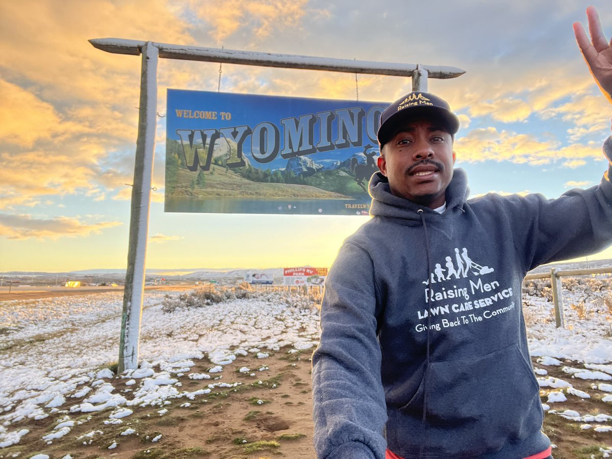 iamrodneysmith's tweet photo. Hello again WY. Just passing thru. I’m headed to CO to visit kids who completed our 50 Yard Challenge. https://t.co/BU4iXmJSOF