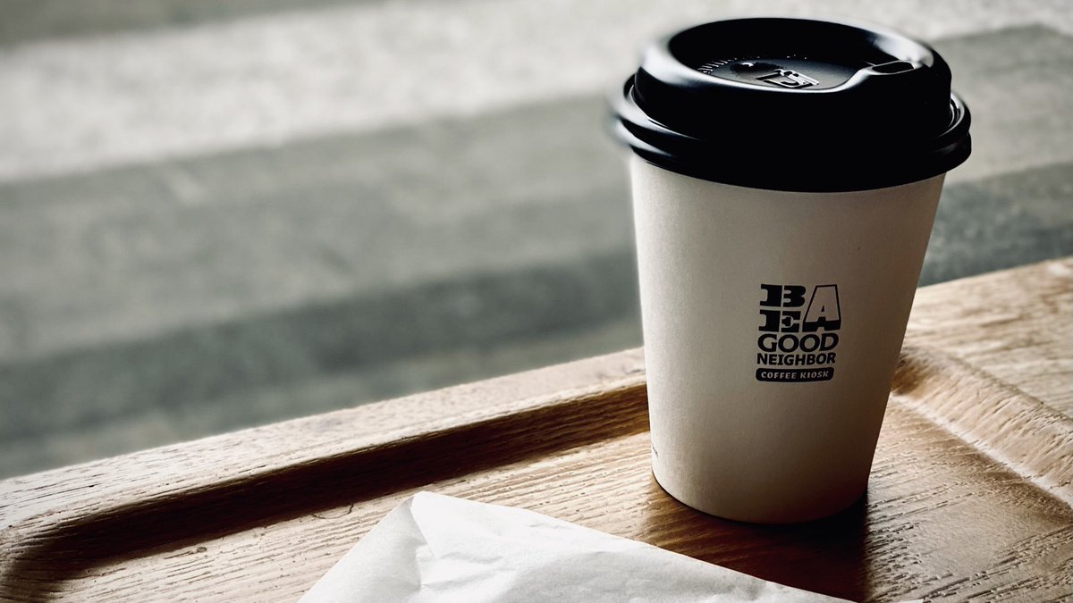 AcchinBu's tweet photo. こんな時間にカフェインなんて
#写真 #コーヒー #紅茶 #キリトリセカイ https://t.co/shwhknyrHP