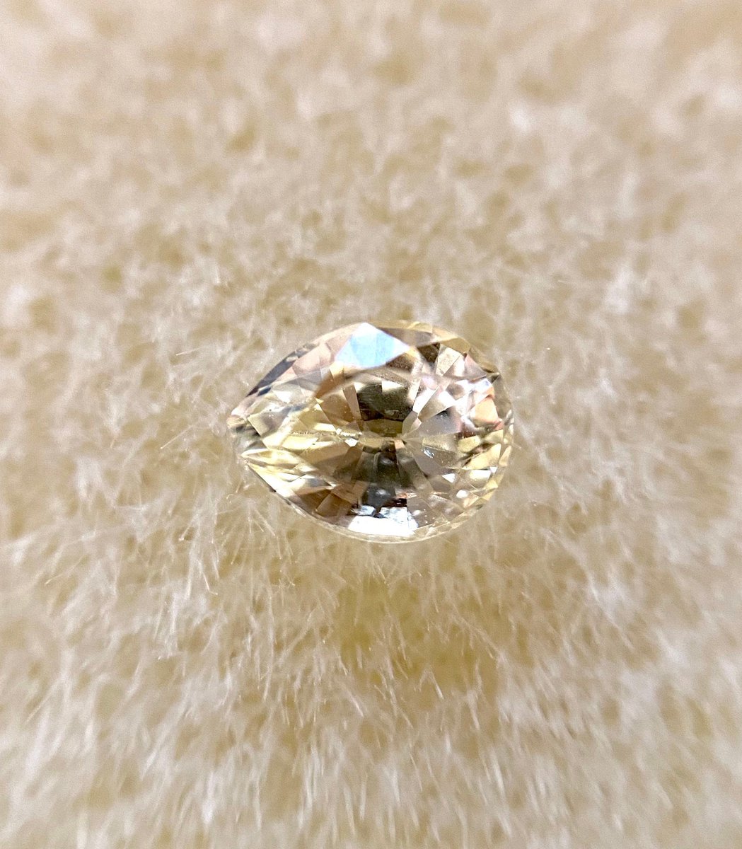 0.49Ct. Natural Ceylon Yellow Sapphire Pear Cut Lot of 1 by BySupply tuppu.net/afeaaec7 #Etsy #bysupply #NaturalStones