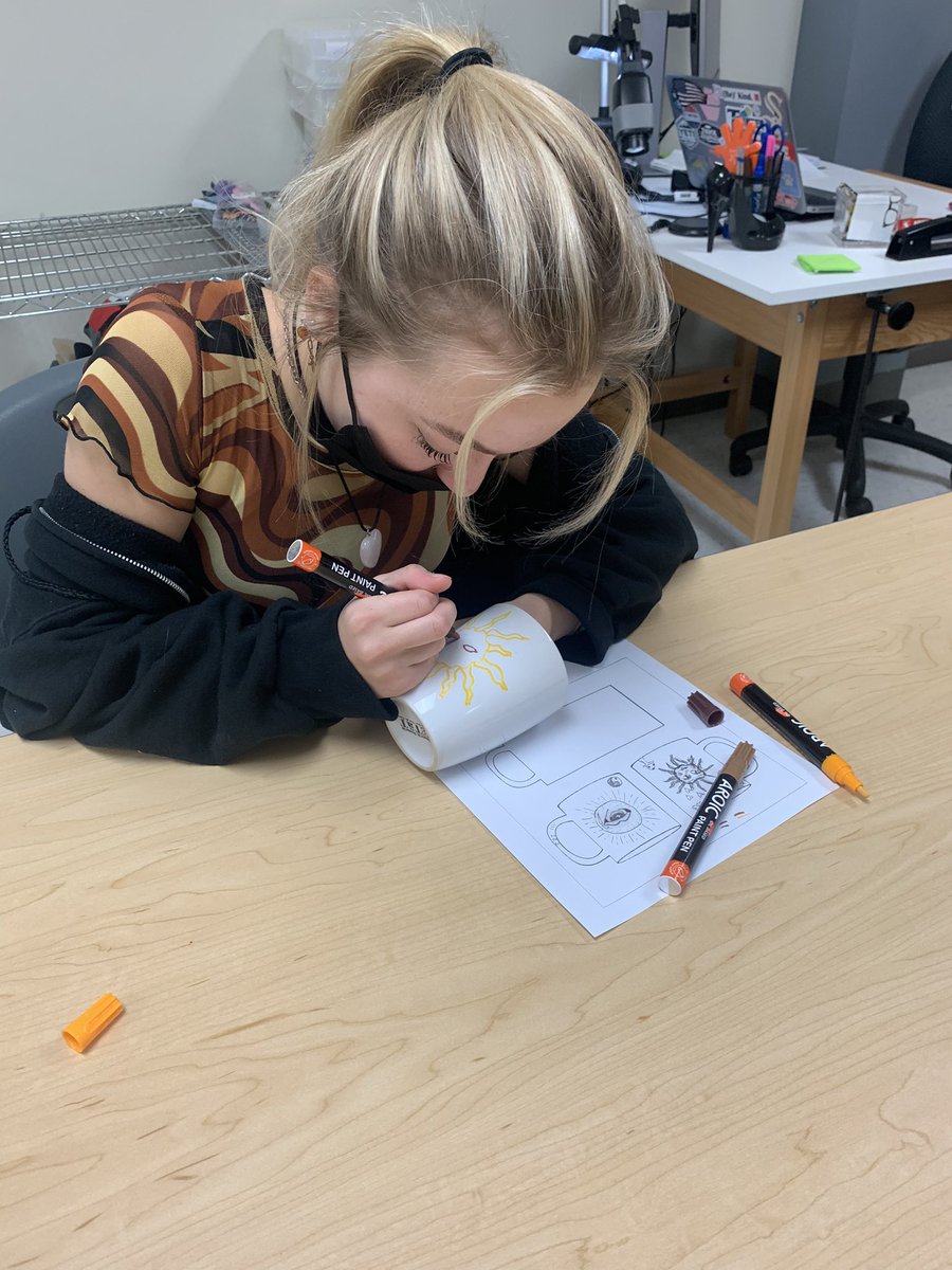 rorer_t's tweet image. Interior design students using color schemes and line to create custom mug designs. #bebold203 #fcs #elementsofdesign