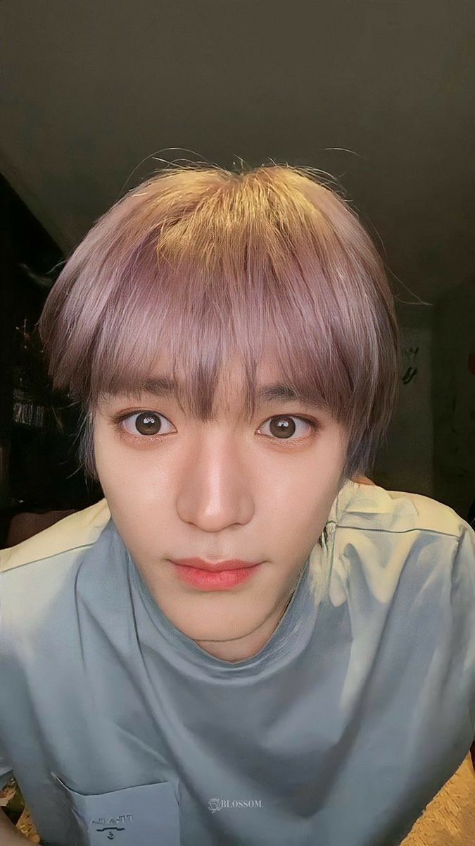 ielliegoo's tweet photo. Ini tian.

tian udah meninggal 17 tahun lalu pas ngelahirin saka,tian itu kesayangan jaidan,setelah Kepergian tian,jaidan selalu hilang arah acuh terhadap saka kecuali sama kavin dan bian. https://t.co/FL5TcfBLMs
