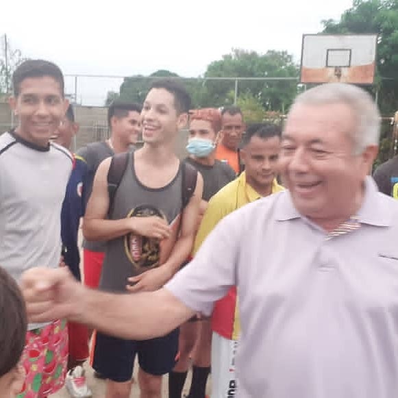Así continuamos construyendo el deporte con las Nuevas Generaciones esta vez le tocó en los Cortijos Parroquia las Cocuizas felicidades