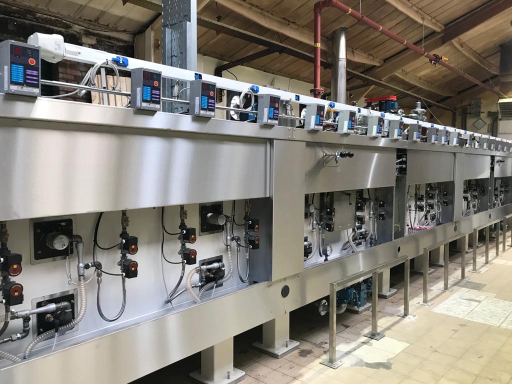 RKL_LTD's tweet photo. RKL, manufacturers of high quality Ovens at a competative price.
This latest Direct Gas Fired Oven is for the production of Bread and Cakes. We specialise in all types of ovens for the production of Biscuits, Granola, Cereal Bars, Pitta Bread and Pet treats.
#manufacturing #ovens https://t.co/0CVC5ctxDn