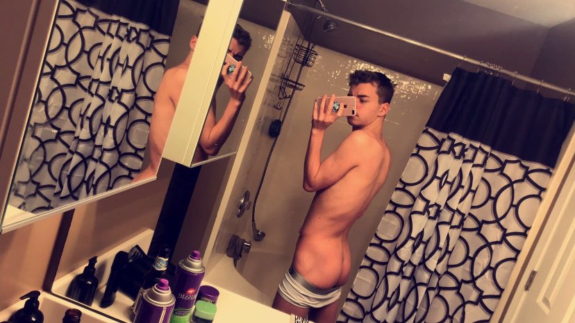 Thatboiskye's tweet photo. Check out my Onlyfans to stay up to date on newly released content! https://t.co/fSGkWm7tQ7 https://t.co/IDu3NNnhHy