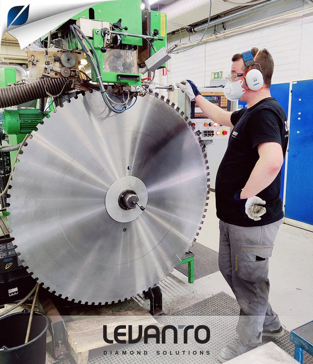 seamfepa's tweet photo. All Levanto Oy's staff members working in the plant use all the #safety equipment needed when doing their job. Levanto Oy keeps &amp; maintains #jobs in Finland by outsourcing &amp; hiring locally. #SafetyWeek #Sustainability 

👇👇👇 Our employee Leevi brazing a diamond saw blade https://t.co/7deRB9lRuR