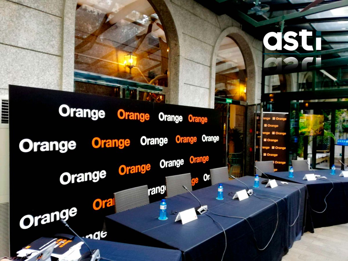 astisl's tweet photo. 🆕 Nuevo evento presencial en Madrid. Presentación de resultados de Orange
✅ #Interpretación con sistema Bosch y cabina #iso4043
✅ Proyección con monitores para la audiencia.
✅ Microfonía de conferencia e inalámbrica.
Gracias a @Sintaxia por contar con nosotros
#astisl https://t.co/c9a04AzA1S