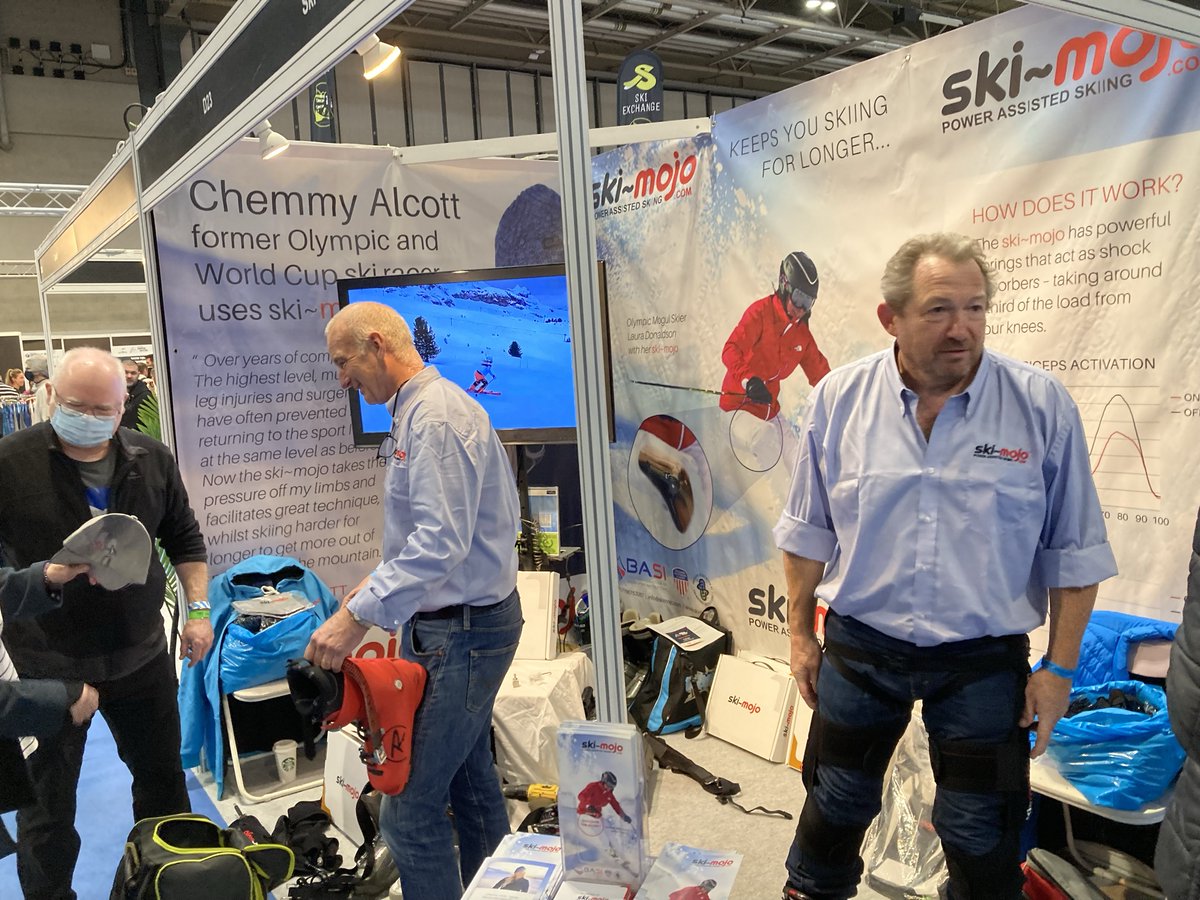 Ski_Press's tweet photo. Some more pictures from the National Snow Show highlighting some stands, friends and brands.
Off-Piste gin, Ski-Mojo, Ski A to Z Book and Warren Smith Ski Academy.
#snowshow #nec #skishow #SPnetwork @natsnowshow @theskimojo @kimberleyjkay @warrensmithski #wewillskiagain https://t.co/k8Uhx4fmRR