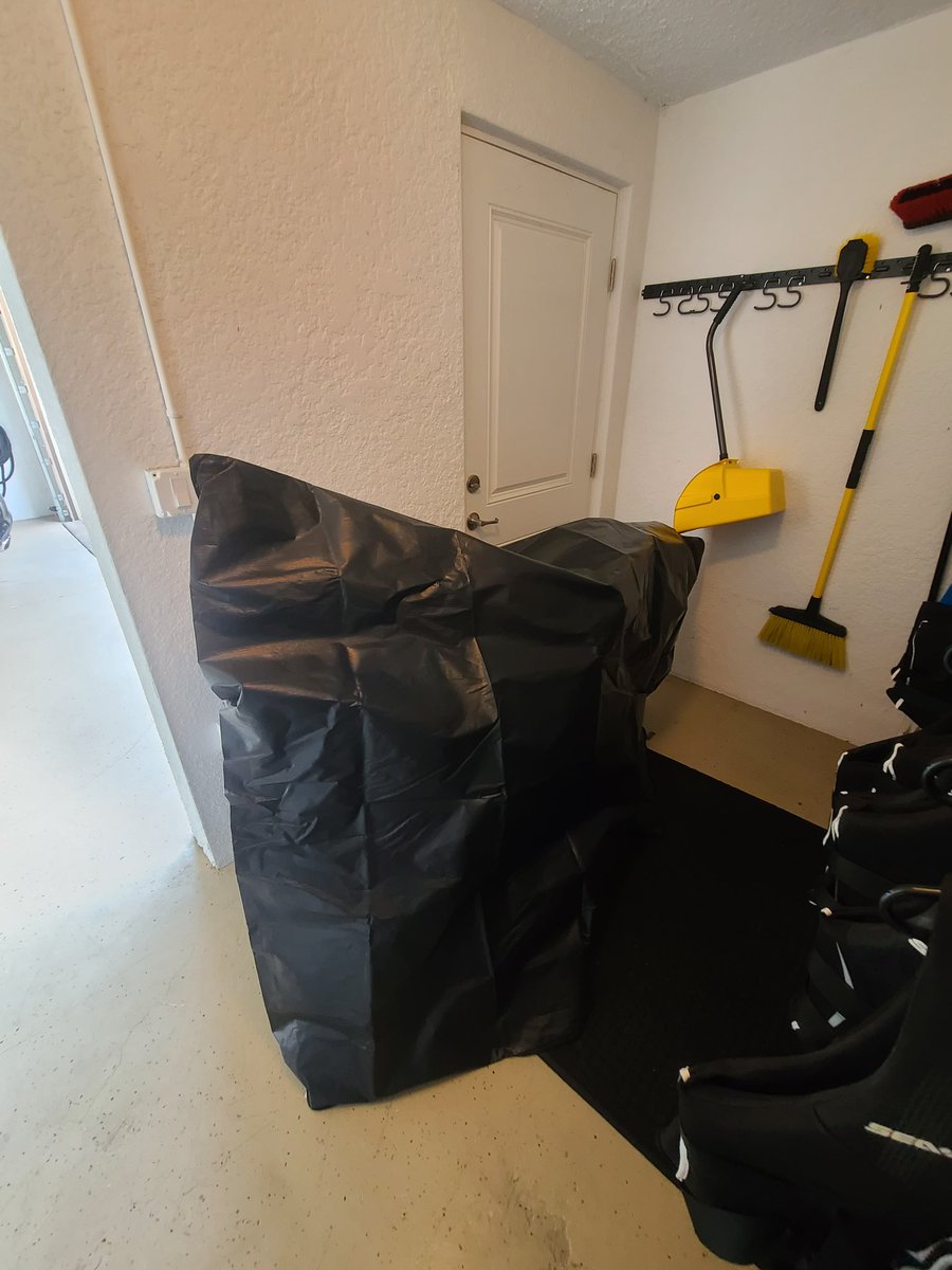 ErikRichardsUSA's tweet photo. Living in Florida close to the gulf of Mexico, @ZerustExcor bicycle covers with protective anti-corrosive components is a must https://t.co/et6LcU3g1R