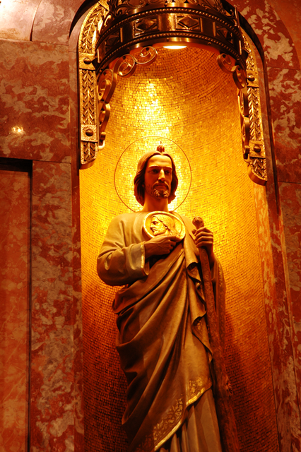 DiCarloRSC's tweet photo. One of the most popular Saints is #SaintJude #venerated by many for his #miraculous #intercessoryprayer with God for those in a #desperate need. Many #Churches feature a #Shrine dedicated to him and his #FeastDay is #celebrated Oct 28 2021. #Devotionals at #DiCarlo! https://t.co/oRsiCkLNPa