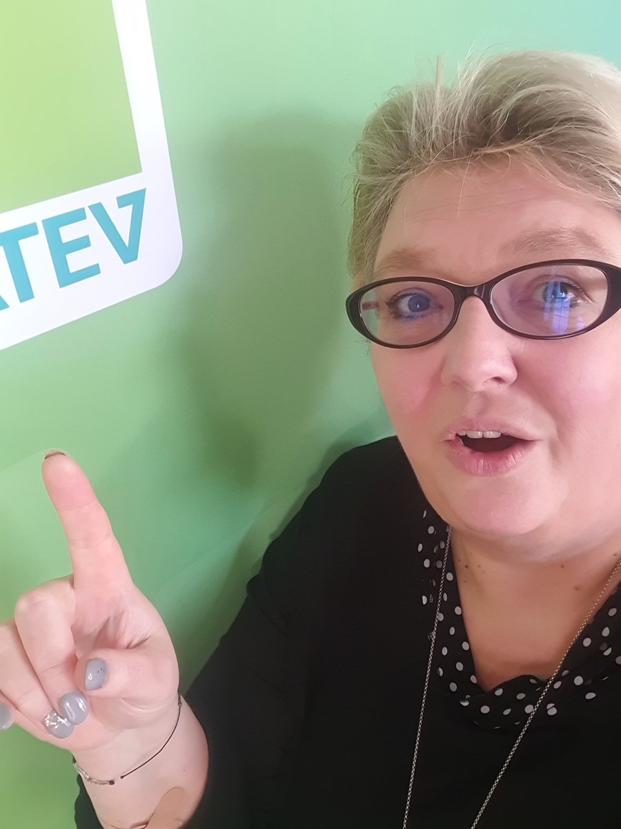 FraukeKO's tweet photo. #datevlernt #DatevDigiCamp:
Lasst uns (weiter) miteinander reden! https://t.co/zYrwukLrld