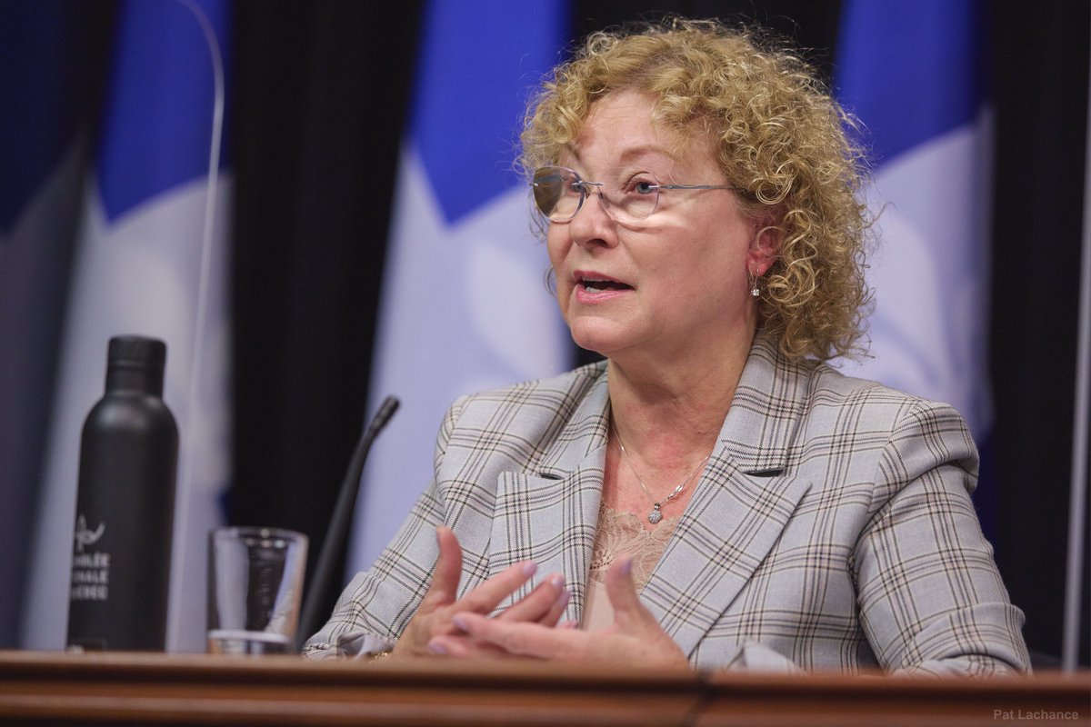 Marguerite_Bl's tweet image. Je suis très heureuse de présenter le premier Plan d'action pour les personnes proches aidantes. C'est un moment historique au Québec! Merci à @Lappui et à @ProcheaidanceQc pour leur présence aujourd'hui. 

👉Pour plus d'info : msss.gouv.qc.ca/ministere/sall…