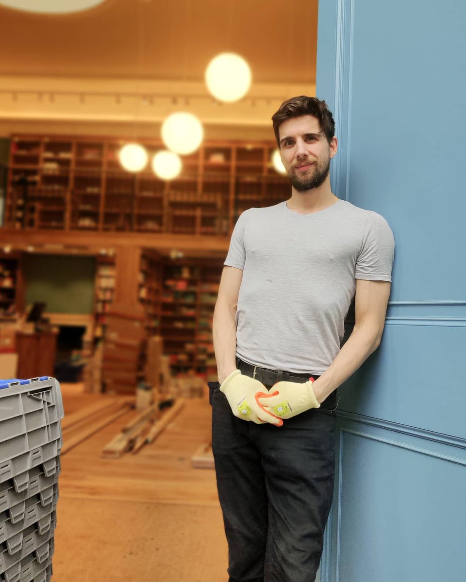 Topping & Company Booksellers of Bath tweet media