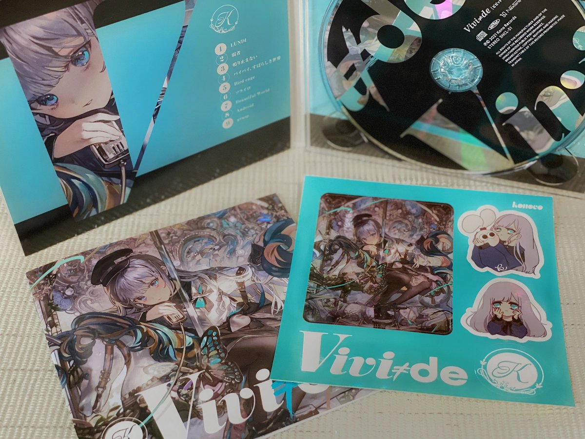 polarsoleil's tweet photo. 届きました ステッカーとてもかわいい
#vivide https://t.co/p3Ang2Chrm